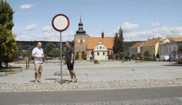 Betonowy Stary Rynek i most, który nie łączy, a dzieli!